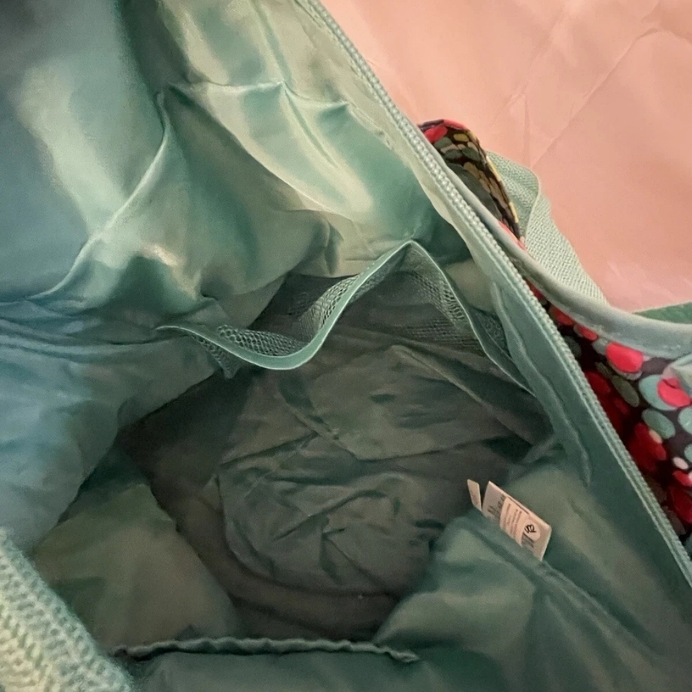 ****Thirty-One 31 Large Multicolor Dot Pattern TO… - image 10